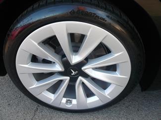 2021 Tesla Model 3 - Thumbnail