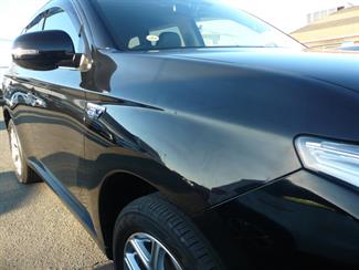 2015 Mitsubishi Outlander - Thumbnail