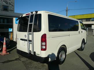 2019 Toyota Hiace - Thumbnail