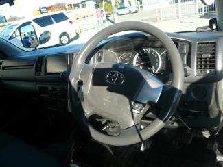2019 Toyota Hiace - Thumbnail