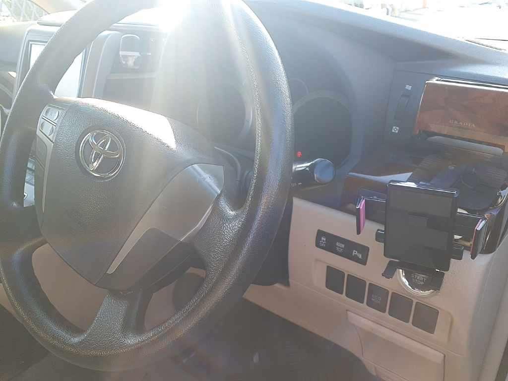 2013 Toyota VELLFIRE