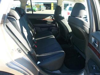 2013 Subaru OUTBACK - Thumbnail
