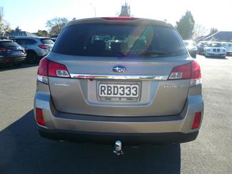 2013 Subaru OUTBACK - Thumbnail