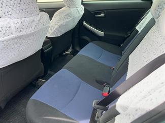 2014 Toyota Prius - Thumbnail