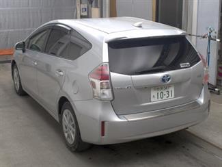 2015 Toyota Prius - Thumbnail