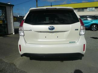 2021 Toyota Prius - Thumbnail
