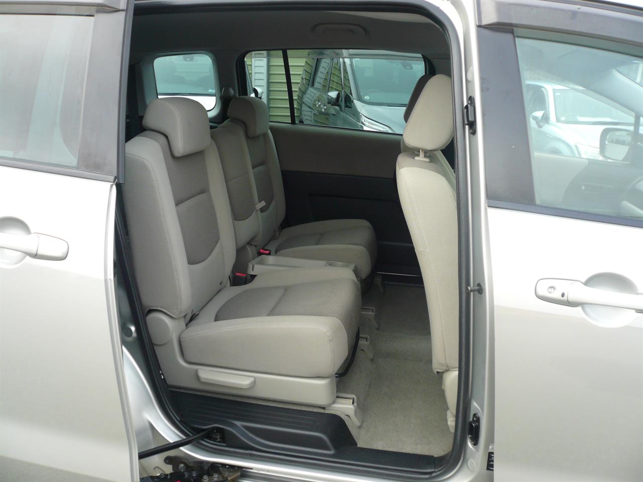 2005 Mazda PREMACY