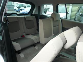2005 Mazda PREMACY - Thumbnail