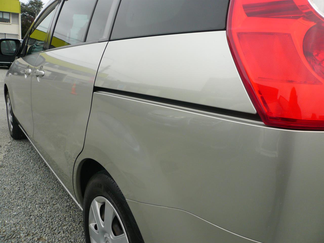 2005 Mazda PREMACY