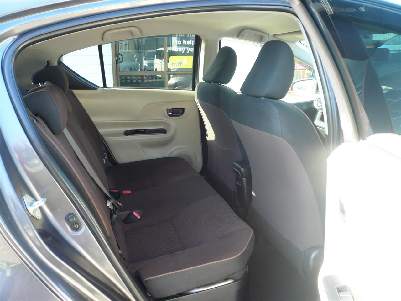 2012 Toyota Aqua