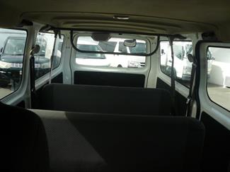 2017 Nissan Caravan - Thumbnail