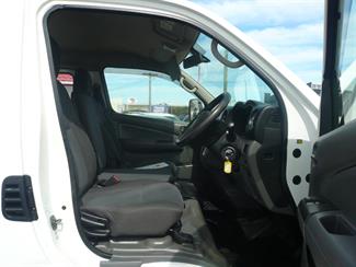 2017 Nissan Caravan - Thumbnail