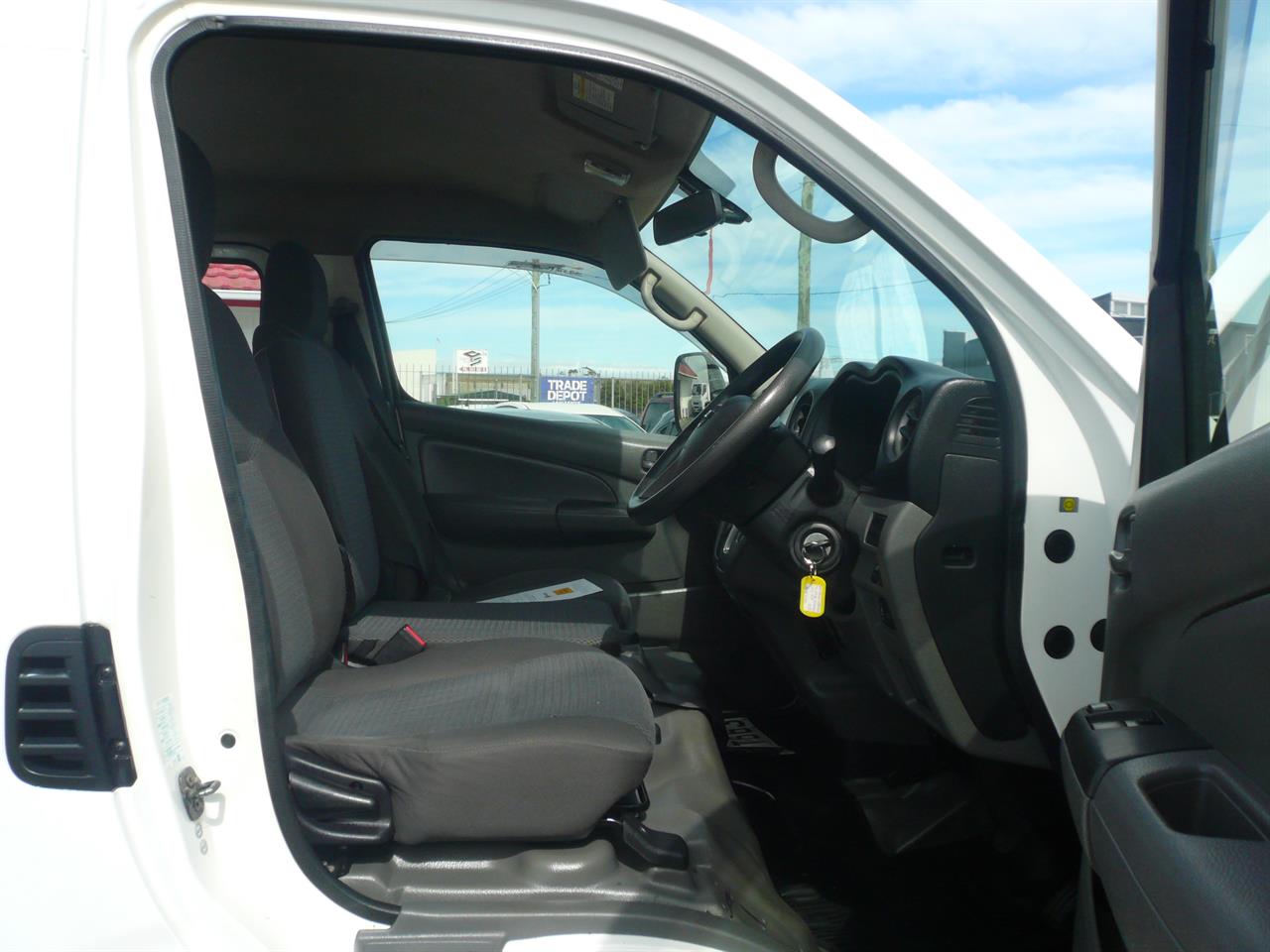 2017 Nissan Caravan
