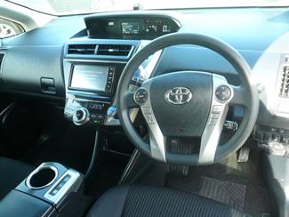 2020 Toyota Prius - Thumbnail