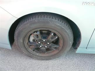 2015 Toyota Prius - Thumbnail