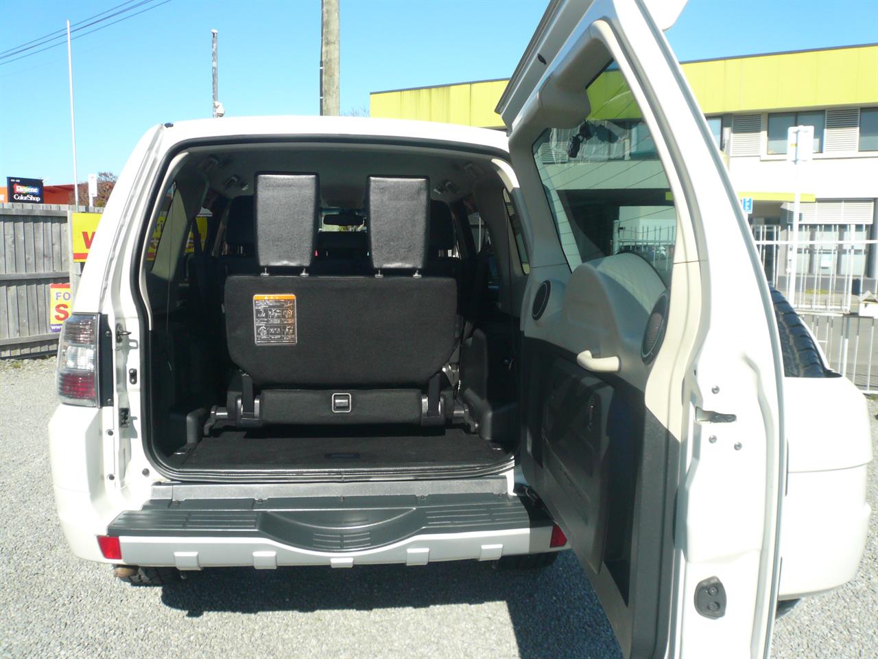 2013 Mitsubishi Pajero