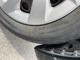 2015 Toyota Aqua - Thumbnail