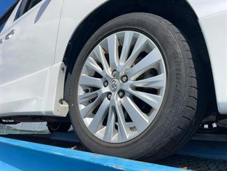 2012 Toyota VELLFIRE - Thumbnail
