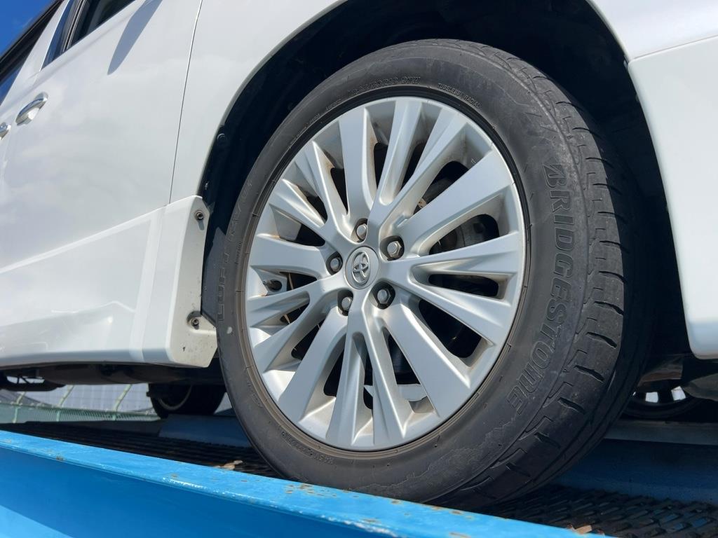 2012 Toyota VELLFIRE