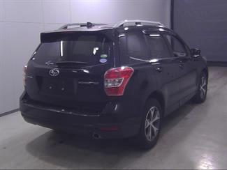 2015 Subaru Forester - Thumbnail