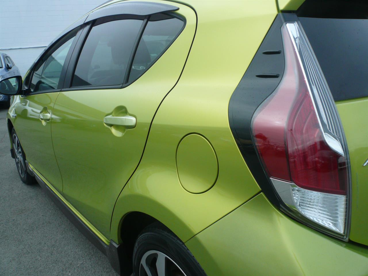 2015 Toyota Aqua