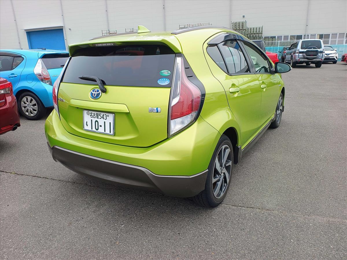 2015 Toyota Aqua