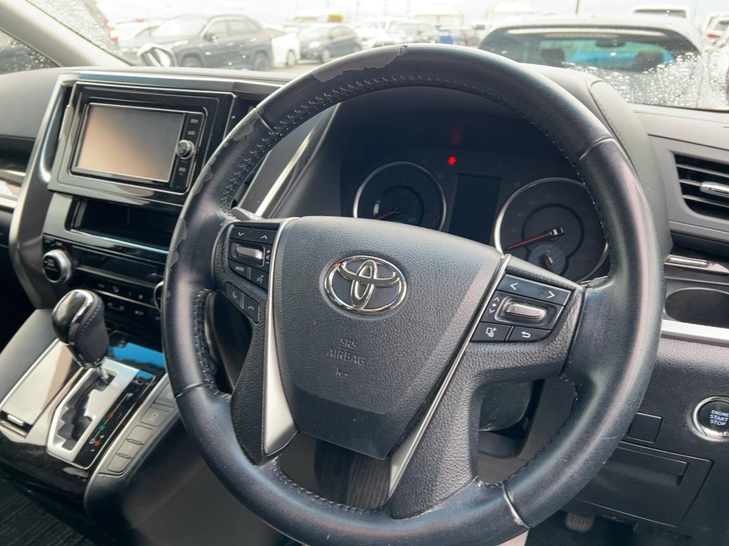 2017 Toyota Alphard