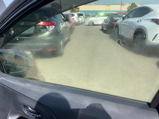 2016 Toyota Aqua - Thumbnail