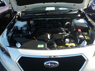 2015 Subaru OUTBACK - Thumbnail