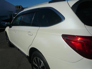 2015 Subaru OUTBACK - Thumbnail