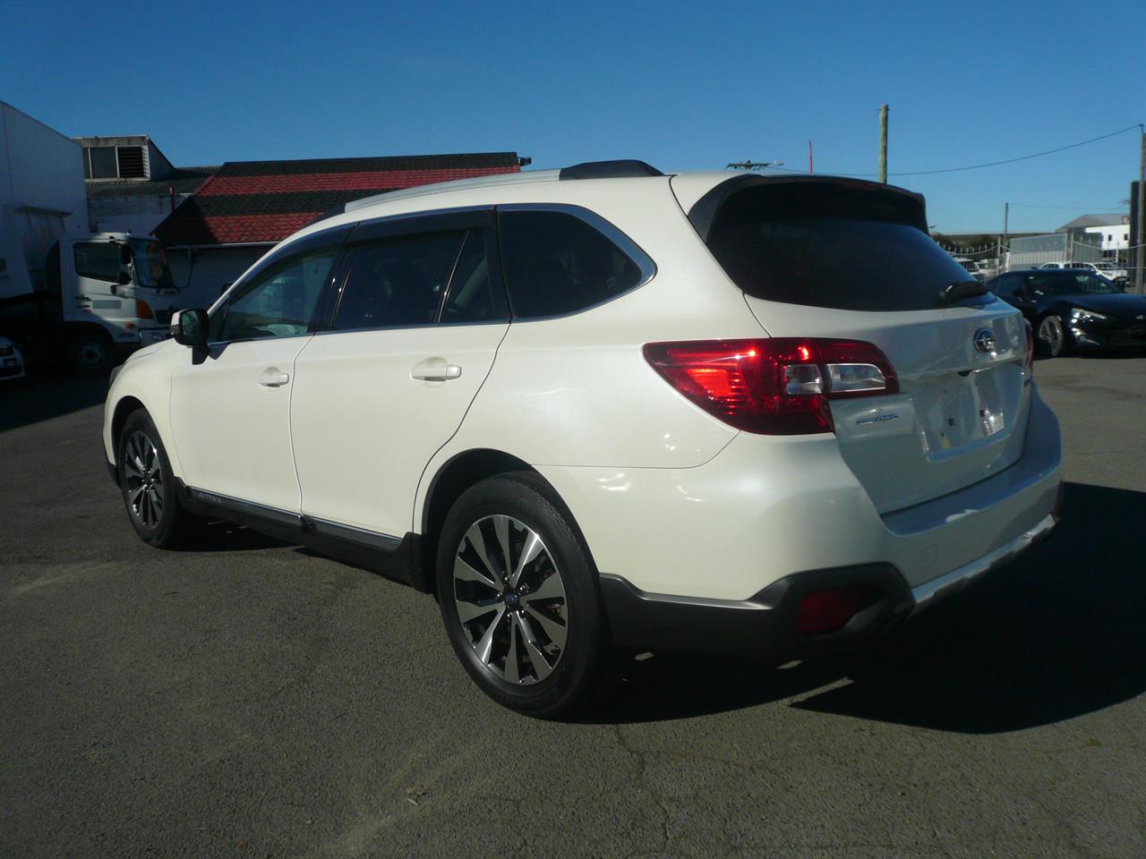 2015 Subaru OUTBACK