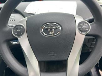 2013 Toyota Prius - Thumbnail