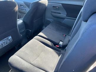 2014 Toyota Prius - Thumbnail