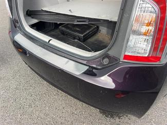 2015 Toyota Prius - Thumbnail