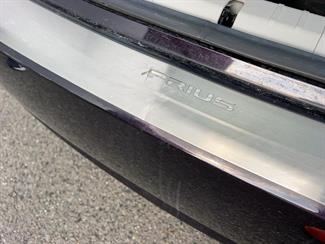 2015 Toyota Prius - Thumbnail