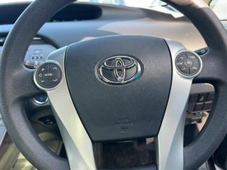 2015 Toyota Prius - Thumbnail