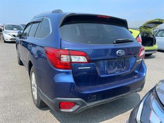 2016 Subaru OUTBACK - Thumbnail