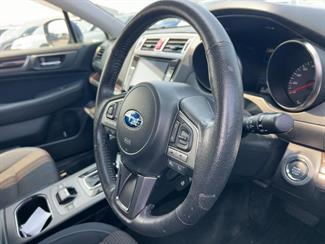 2016 Subaru OUTBACK - Thumbnail