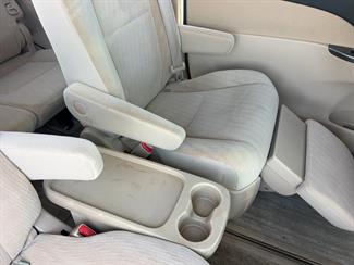 2015 Toyota ESTIMA - Thumbnail
