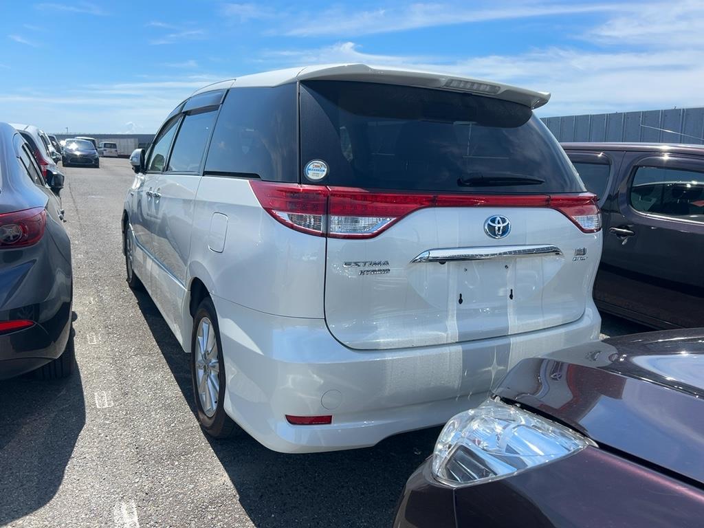 2015 Toyota ESTIMA