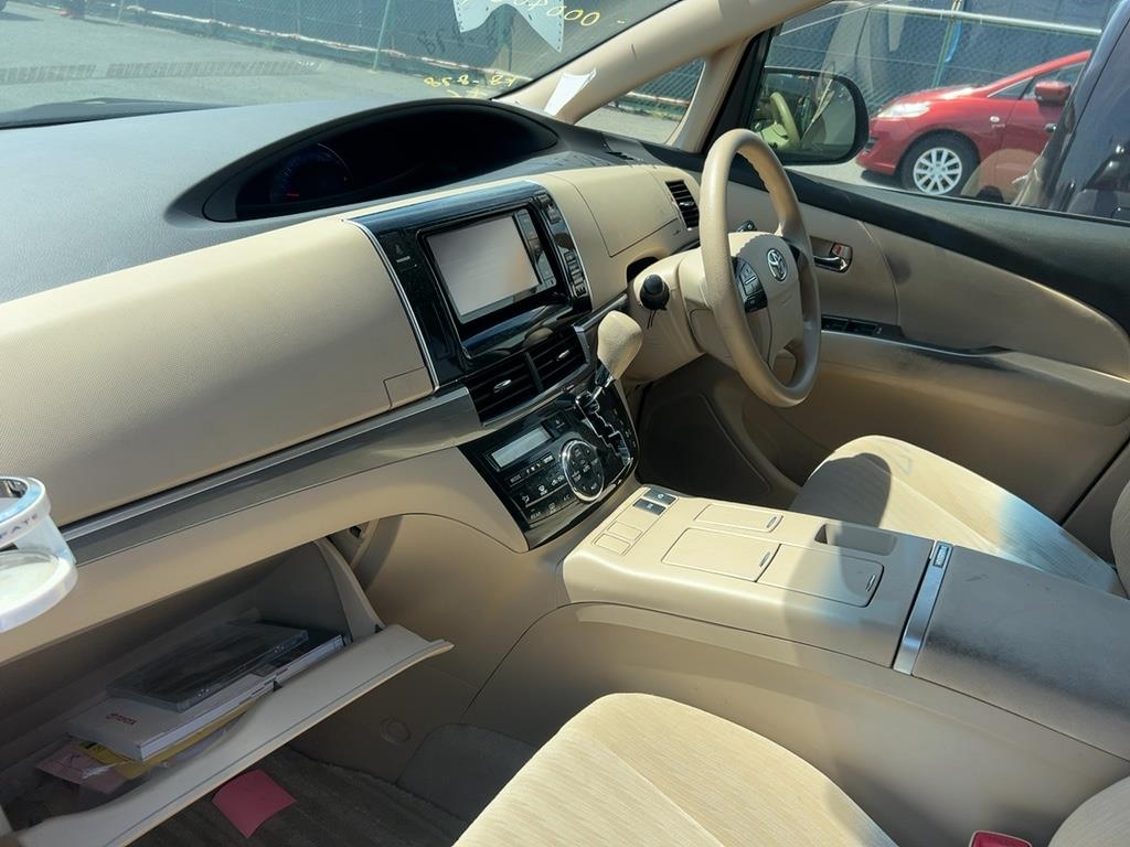 2015 Toyota ESTIMA