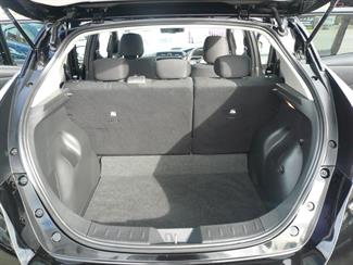2021 Nissan LEAF - Thumbnail