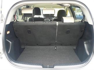 2014 Toyota Aqua - Thumbnail