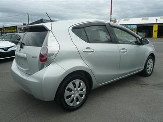 2014 Toyota Aqua - Thumbnail