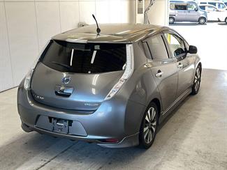 2013 Nissan Leaf 24kwh Gen 2 G model - Thumbnail