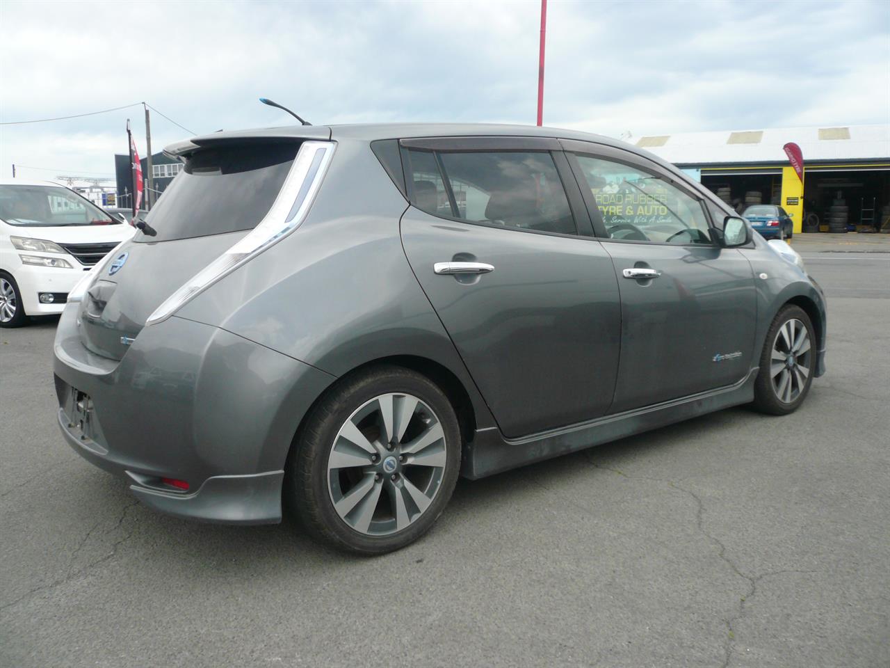 2013 Nissan LEAF