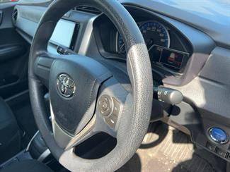 2021 Toyota COROLLA - Thumbnail