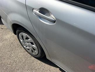 2021 Toyota COROLLA - Thumbnail