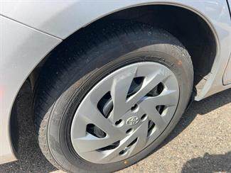 2021 Toyota COROLLA - Thumbnail