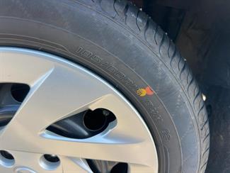 2021 Toyota COROLLA - Thumbnail